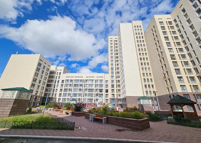 Ernaz Plus Apartments: Promenade Expo